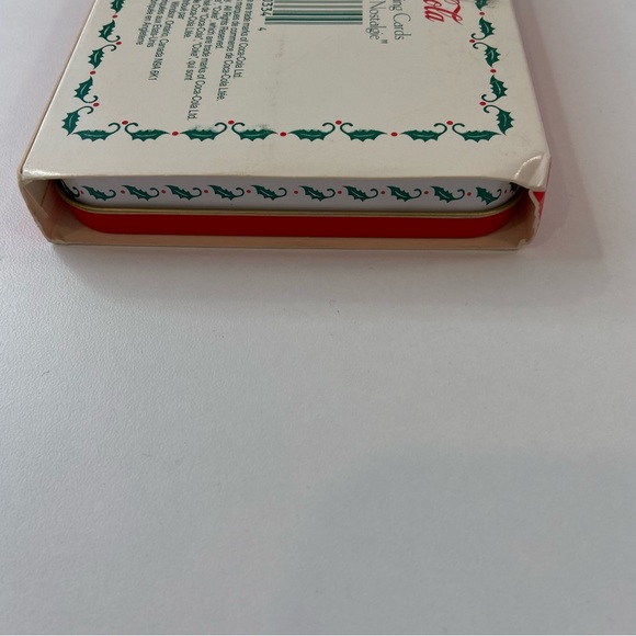 New Vintage 1993 Coca-Cola Santa Nostalgia playing cards in original metal box - Picture 12 of 15